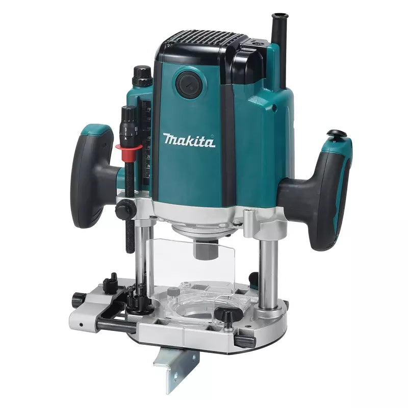 MAKITA -RP2303FC-Router
