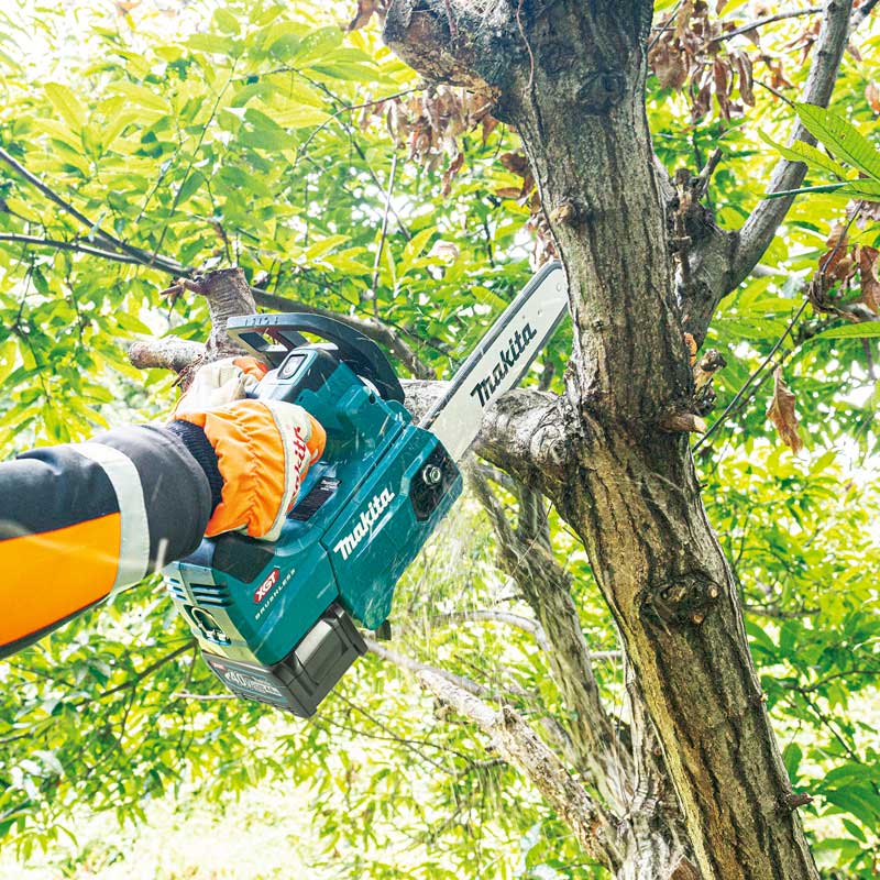 MAKITA XGT 40V max Cordless Chain Saw UC002GZ