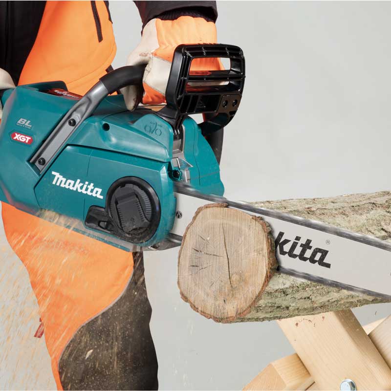 MAKITA 40Vmax Cordless Chain Saw, UC016GZ