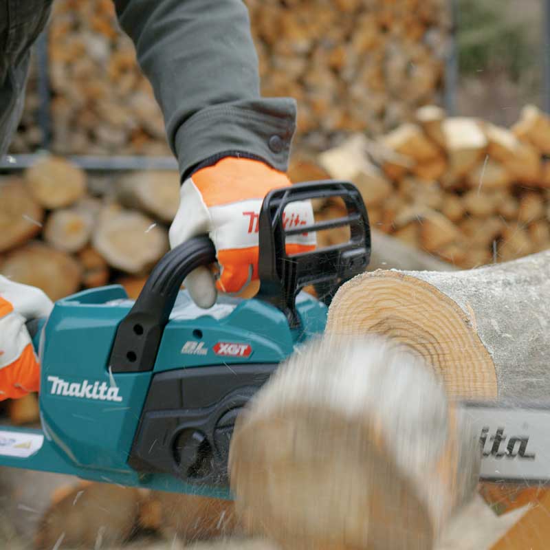 MAKITA XGT 40V max Cordless Chain Saw UC021GZ