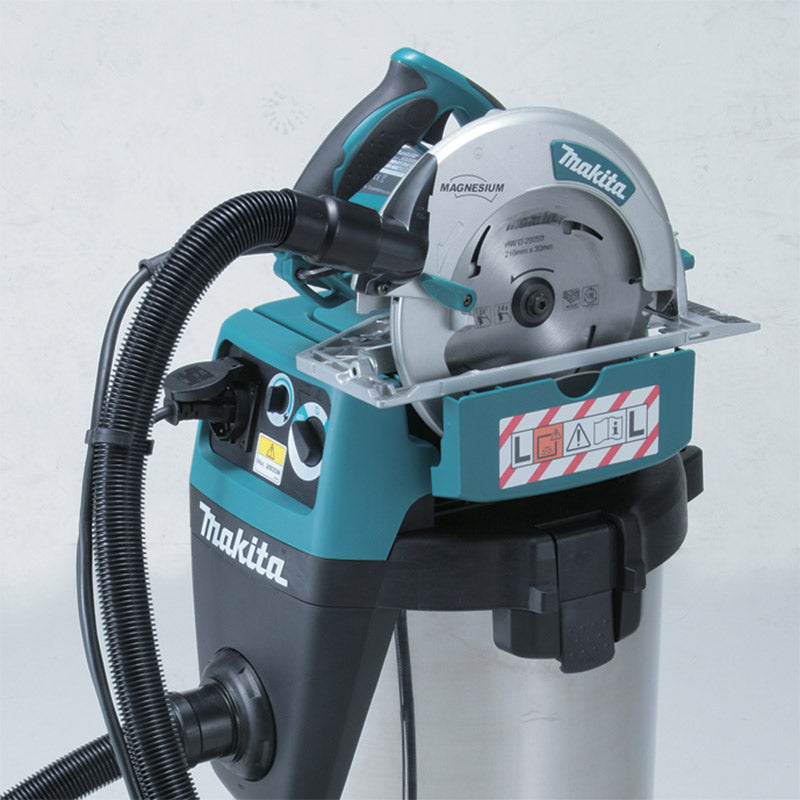 MAKITA 32 L Electric Vacuum Cleaner, VC3210LX1