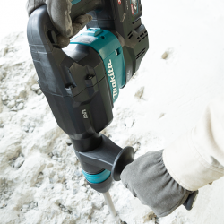 Makita 40Vmax Cordless Demolition Hammer HM001GZ